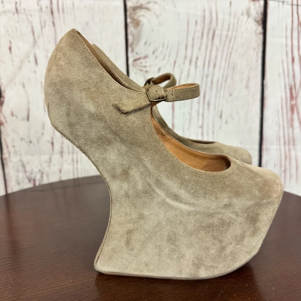 JEFFREY CAMPBELL NIGHT WALK heelless Stylish Tan Platform Wedge MaryJane Shoes 7